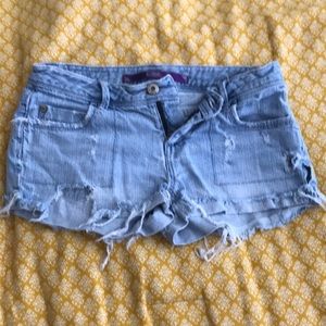 C. Pink light wash shorts